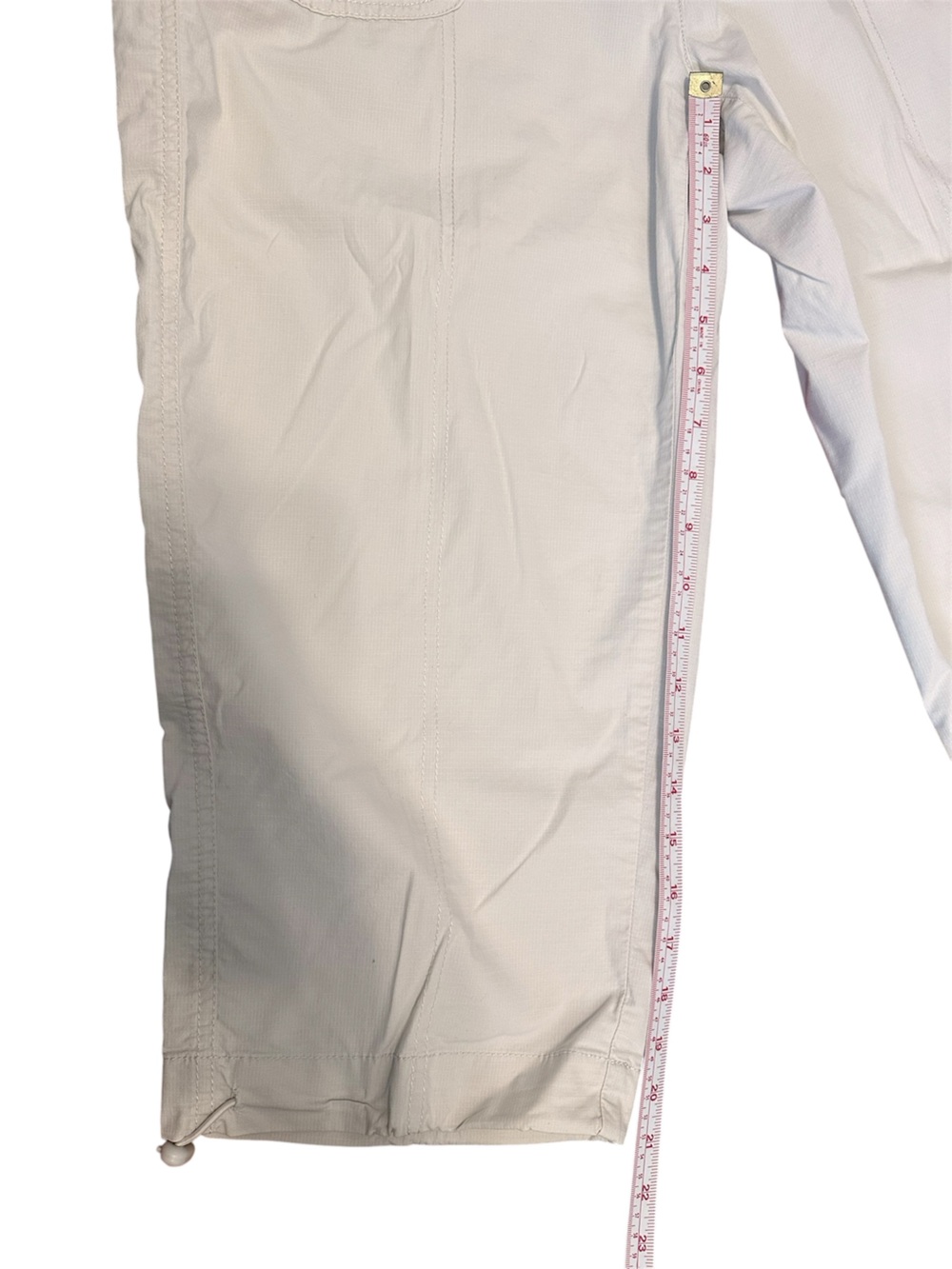 Chico's White Cargo Capri Pants with Drawstring Bottom and Elastic Waist size 2 - Picture 3 of 6
